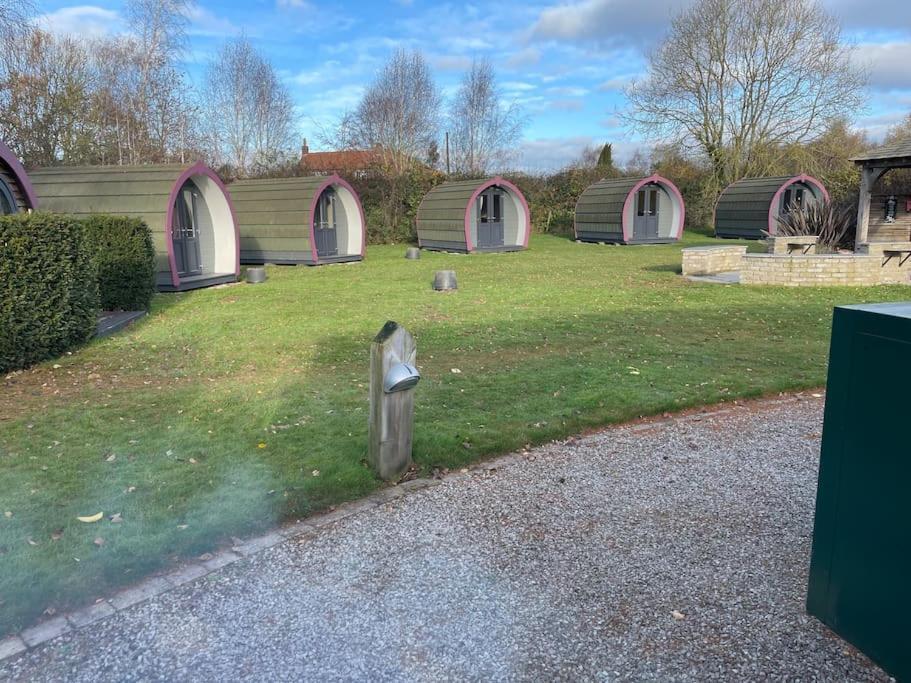 Belle Vista Glamping & Camping ヨーク エクステリア 写真